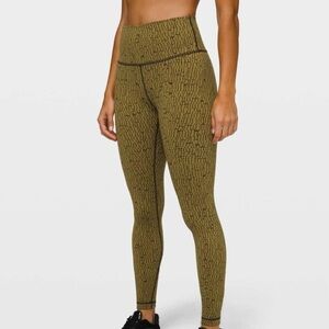 LULULEMON Leggins Womens Size 6 Olive Green